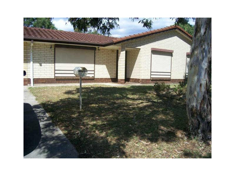 2 Flight Street, Morphett Vale SA 5162