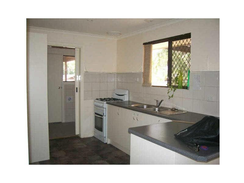 2 Flight Street, Morphett Vale SA 5162