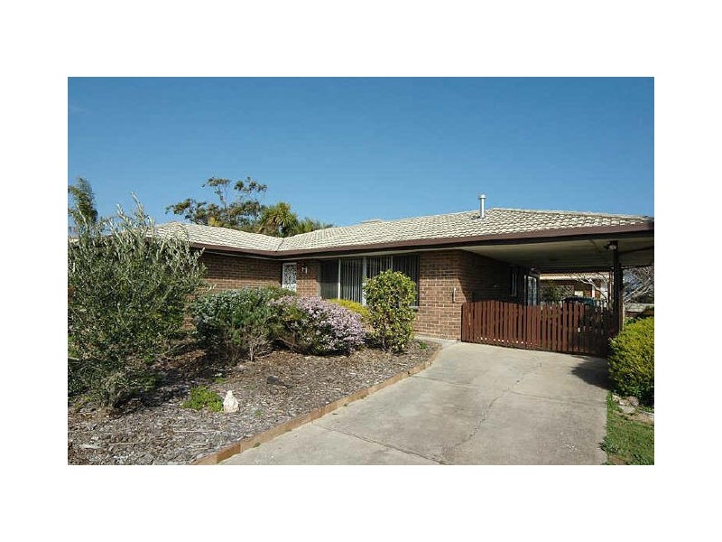 1 Gretel Crescent, Hallett Cove SA 5158