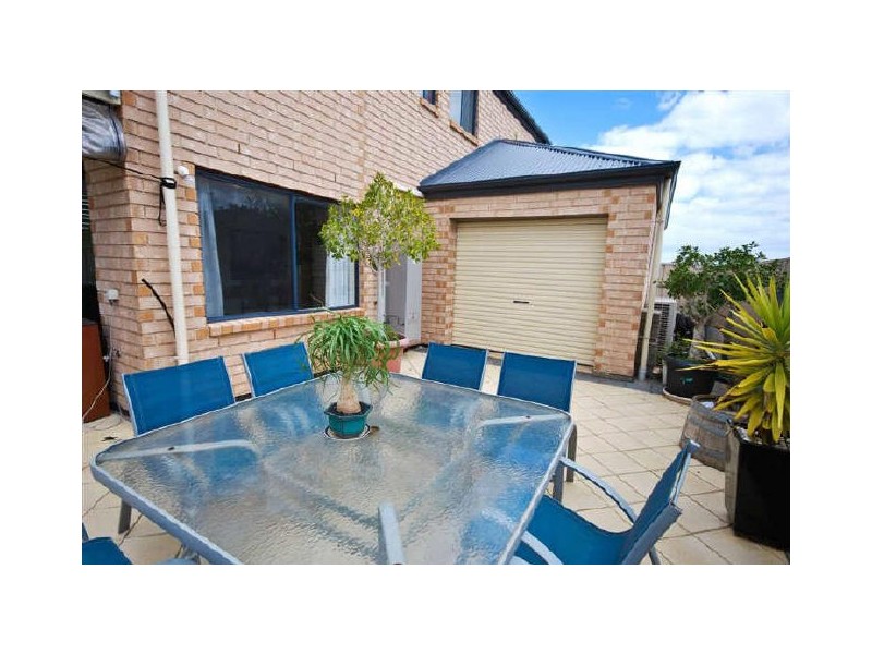 2a Chamberlain Drive, Christie Downs SA 5164