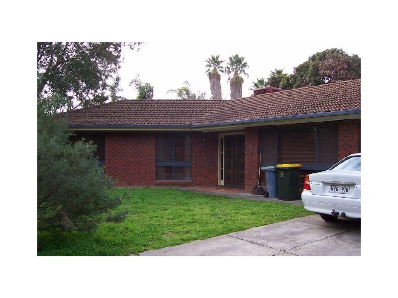 51 Pine Drive, Aberfoyle Park SA 5159