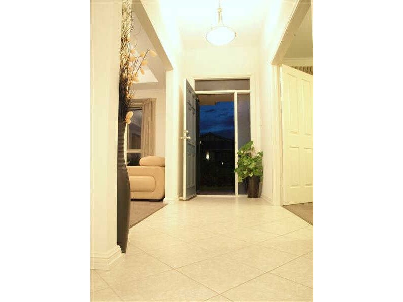 7 Torquay Drive, Seaford Rise SA 5169