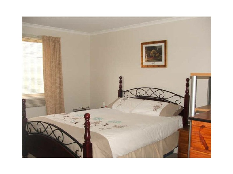 2 McGuire Court, Hackham SA 5163