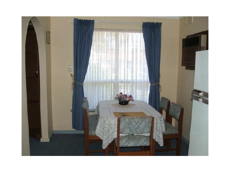 11 Lynn Place, Hackham SA 5163