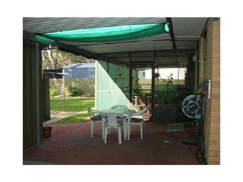 11 Lynn Place, Hackham SA 5163