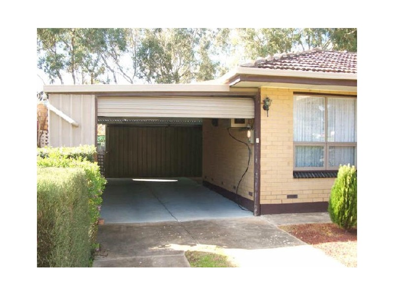 11 Lynn Place, Hackham SA 5163