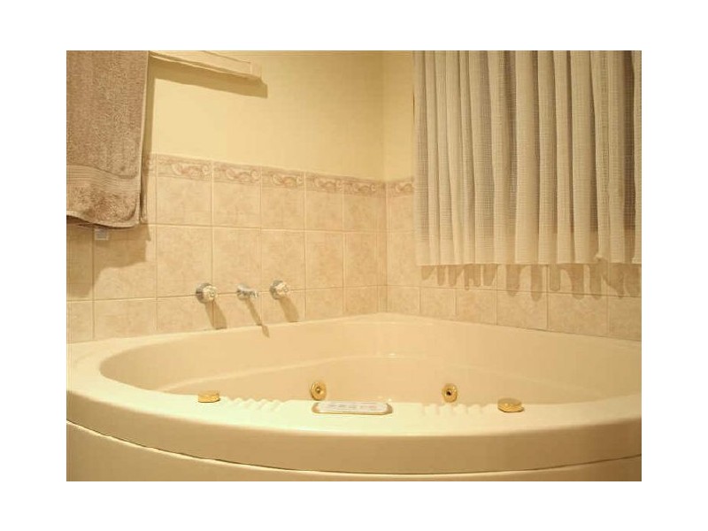 10 Bayvista Avenue, Maslin Beach SA 5170