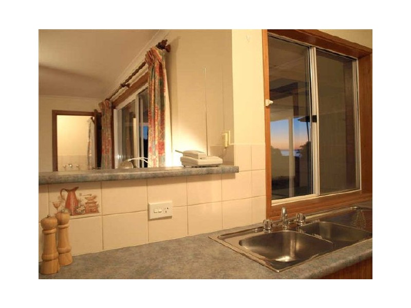 10 Bayvista Avenue, Maslin Beach SA 5170