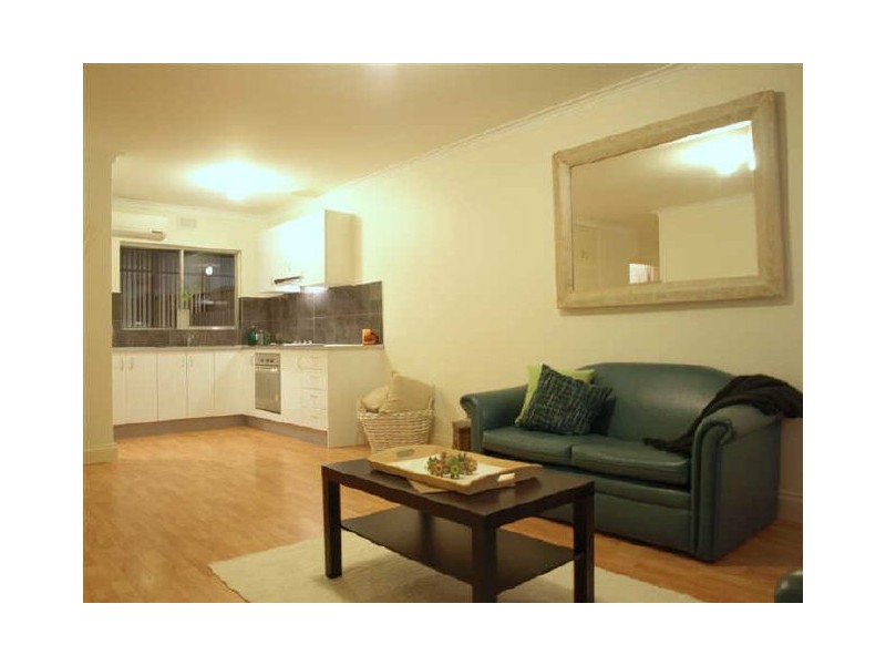 2/13 Martin Place, Christies Beach SA 5165