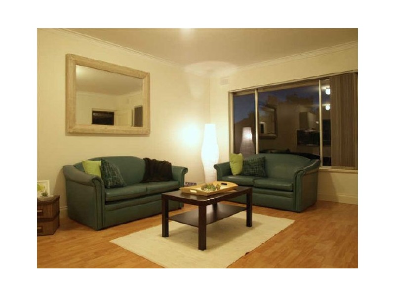 2/13 Martin Place, Christies Beach SA 5165