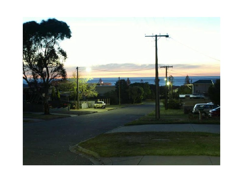 2/13 Martin Place, Christies Beach SA 5165