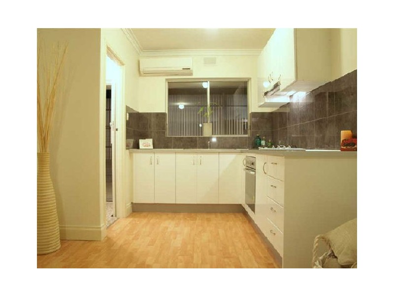2/13 Martin Place, Christies Beach SA 5165