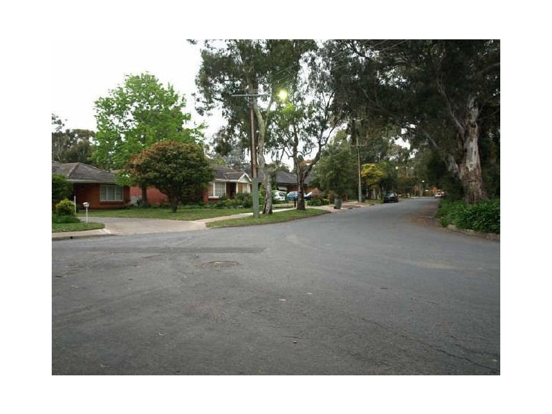 11 Creighton Avenue, Morphett Vale SA 5162