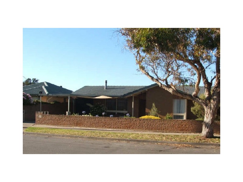 11 Collie Avenue, Port Noarlunga South SA 5167