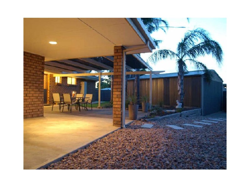 1 Bikila Court, Morphett Vale SA 5162