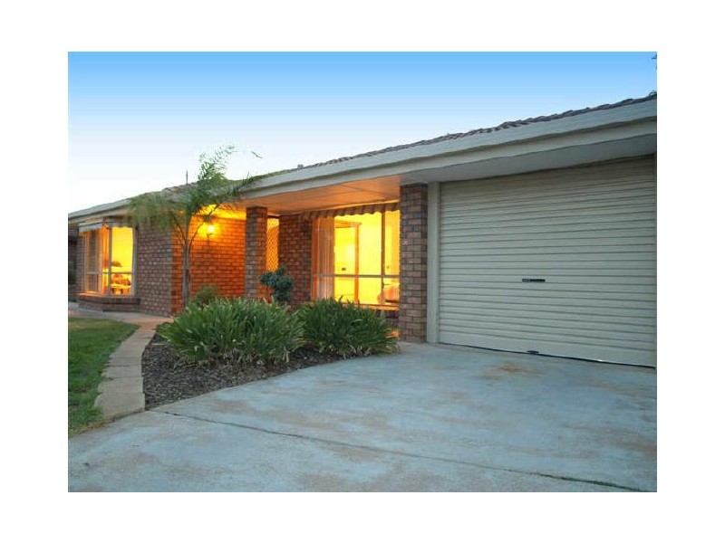 1 Bikila Court, Morphett Vale SA 5162