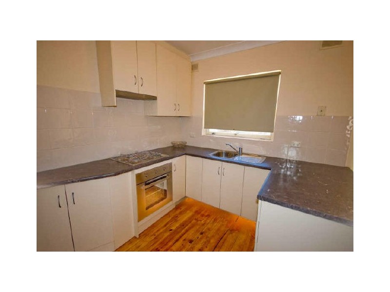 27 Desmond Road, Hackham SA 5163