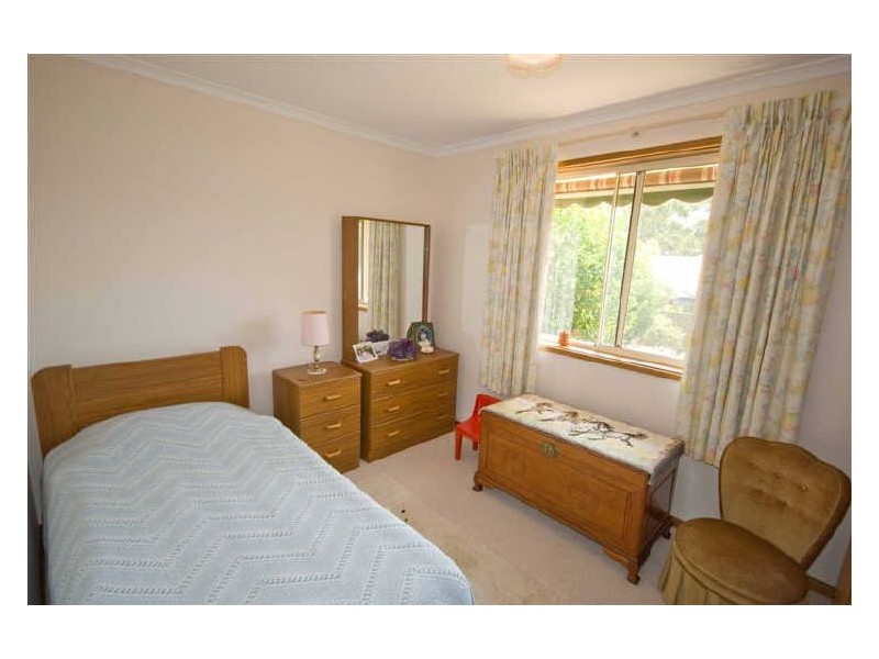 13 Sandalwood Grove, Woodcroft SA 5162