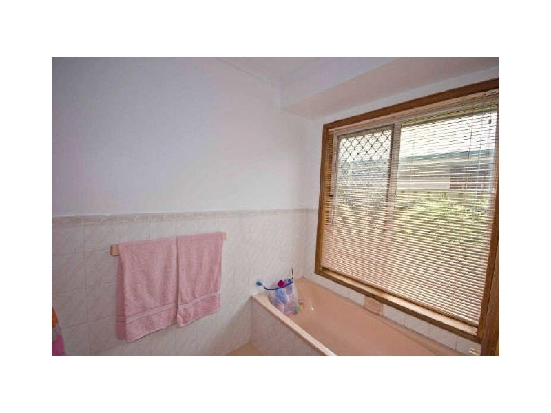 15 Shetland Street, Woodcroft SA 5162