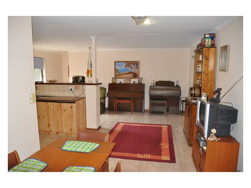 13 Education Road, Happy Valley SA 5159