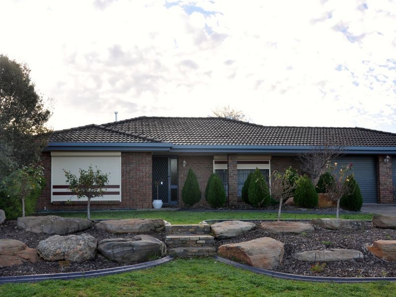 6 Winham Avenue, Old Reynella SA 5161