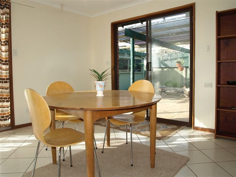 36 Poznan Crescent, Hackham West SA 5163
