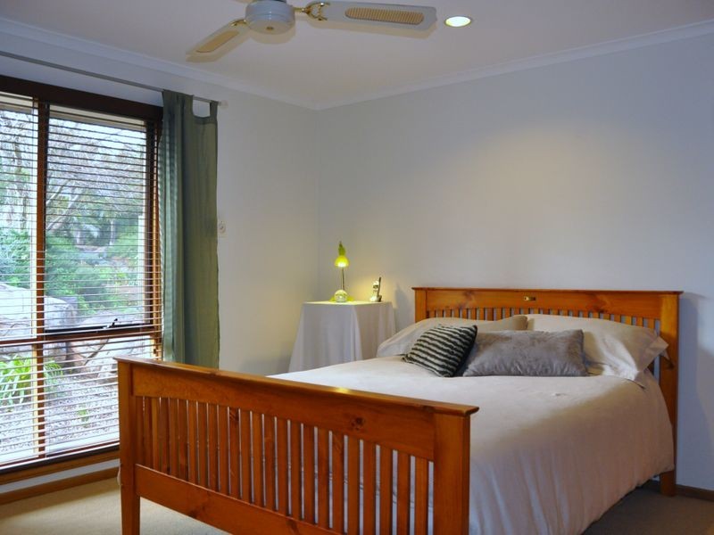 2 Mary Street, Happy Valley SA 5159
