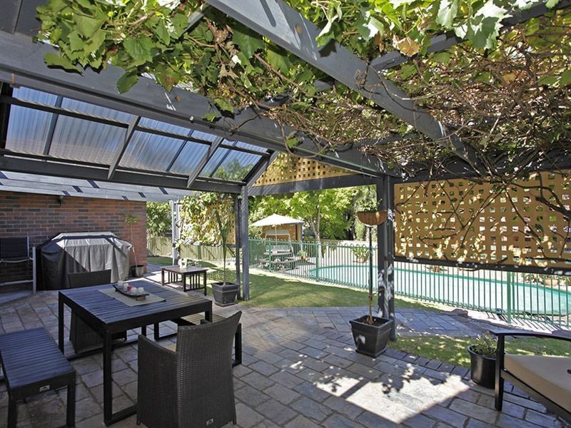 2 Mary Street, Happy Valley SA 5159