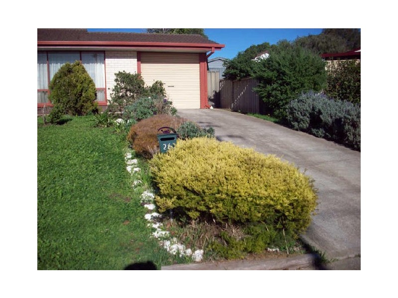 26 Desmond Road, Hackham SA 5163