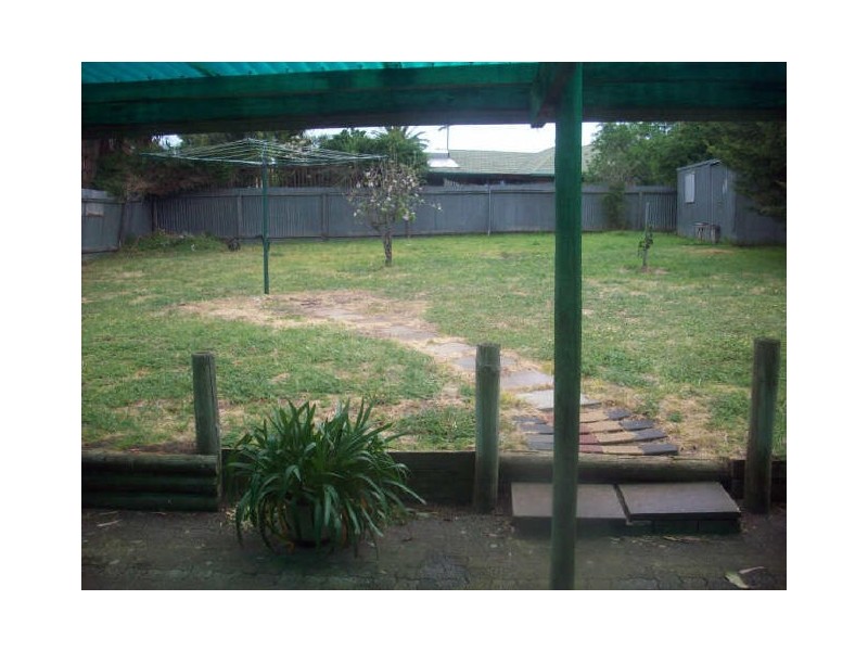 26 Desmond Road, Hackham SA 5163