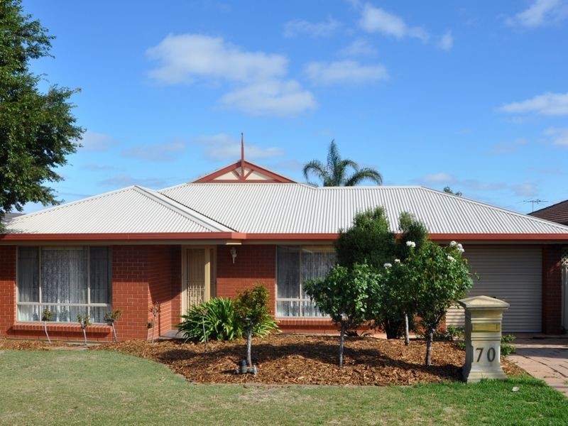 70 Investigator Drive, Woodcroft SA 5162