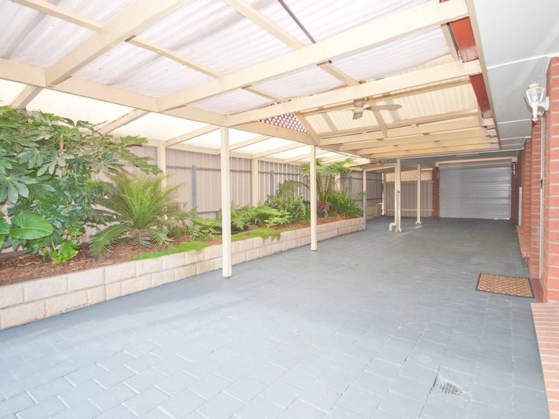 70 Investigator Drive, Woodcroft SA 5162