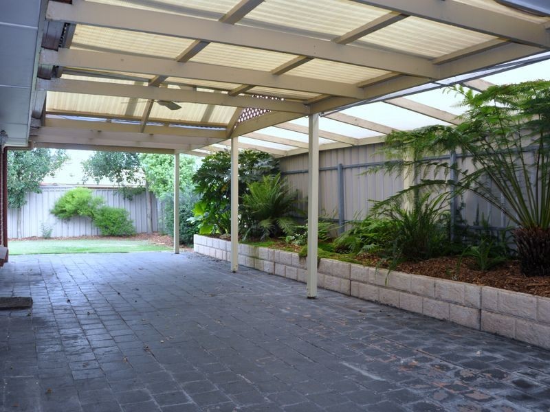 70 Investigator Drive, Woodcroft SA 5162