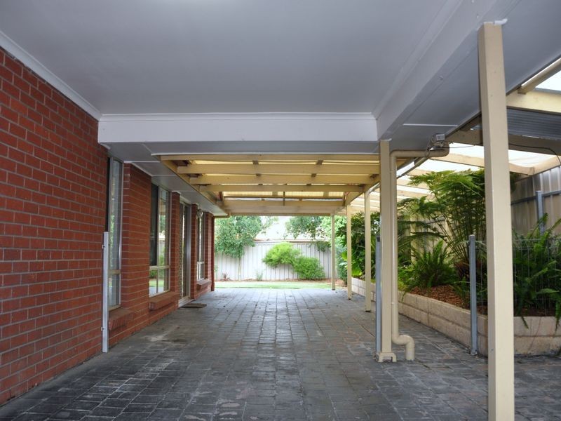 70 Investigator Drive, Woodcroft SA 5162