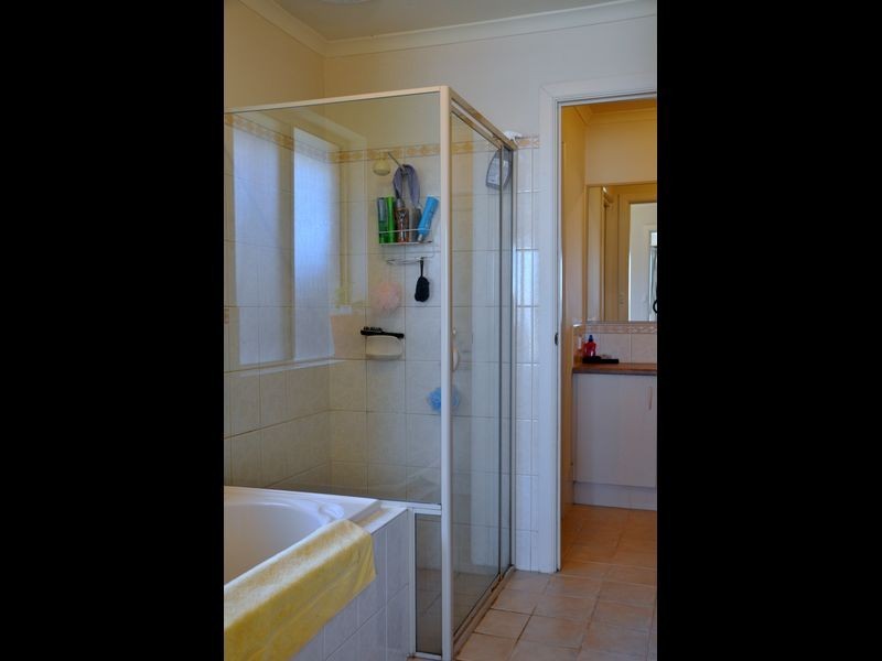 11 Veart Court, Woodcroft SA 5162