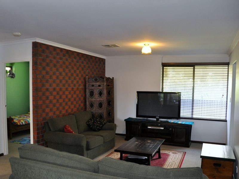 9 Glenloth Drive, Happy Valley SA 5159