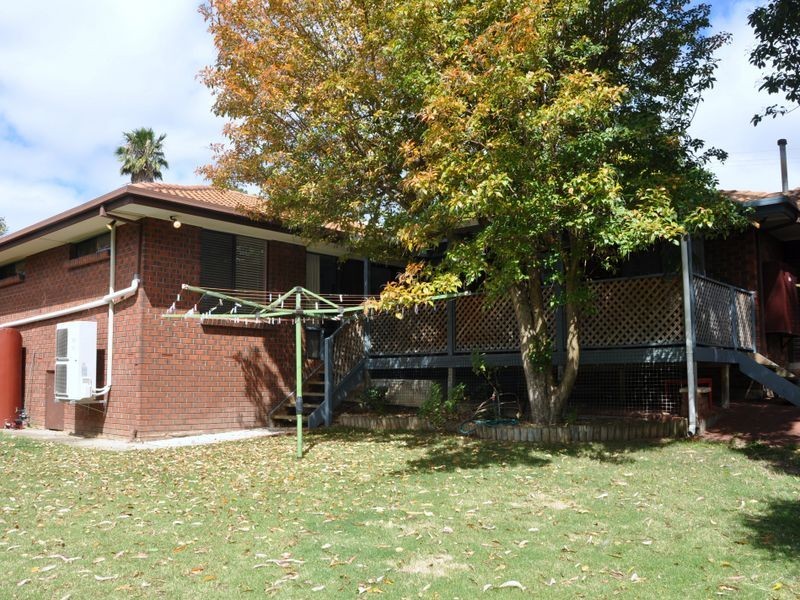 9 Glenloth Drive, Happy Valley SA 5159