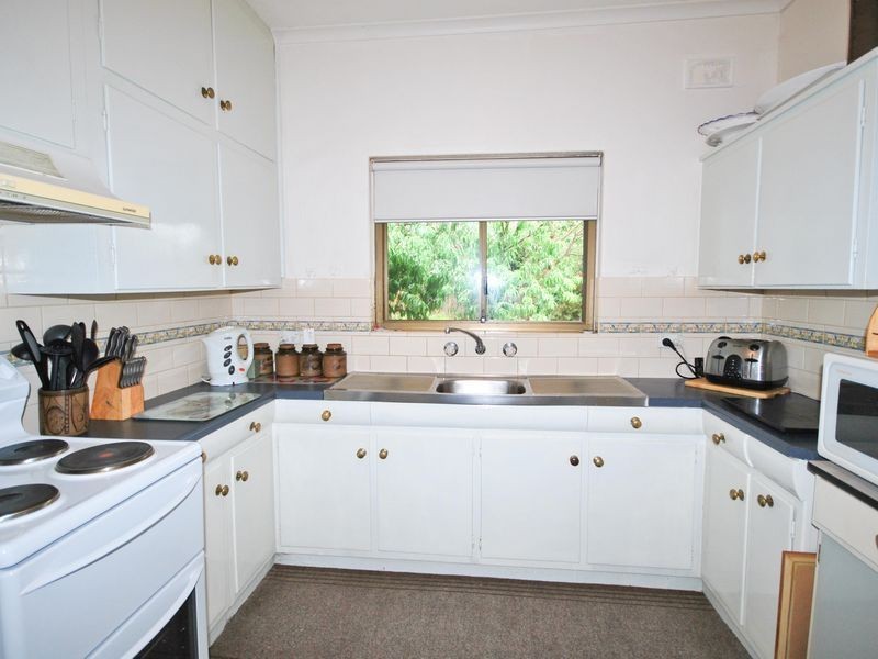 6 Lawrence Street, Morphett Vale SA 5162