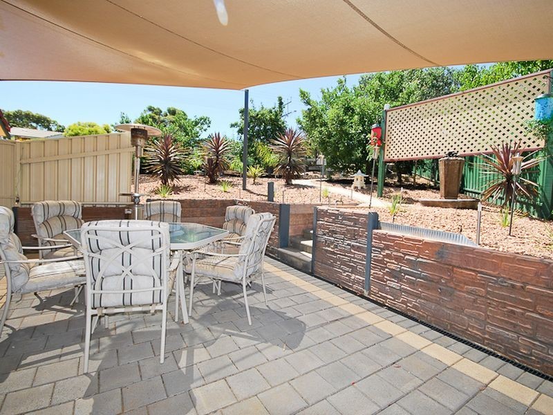 70 Teusner Drive, Morphett Vale SA 5162