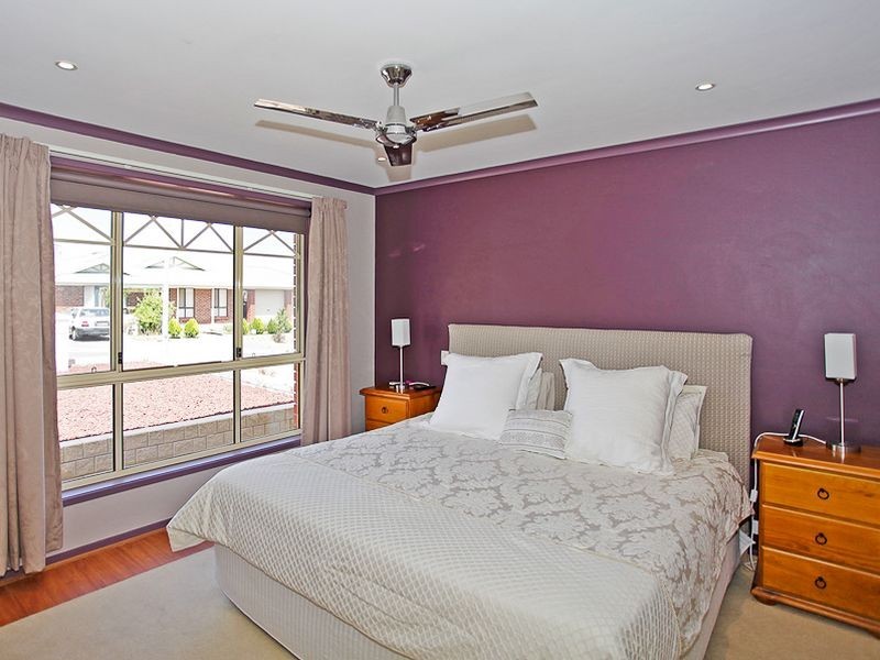 44 Tobin Crescent, Woodcroft SA 5162