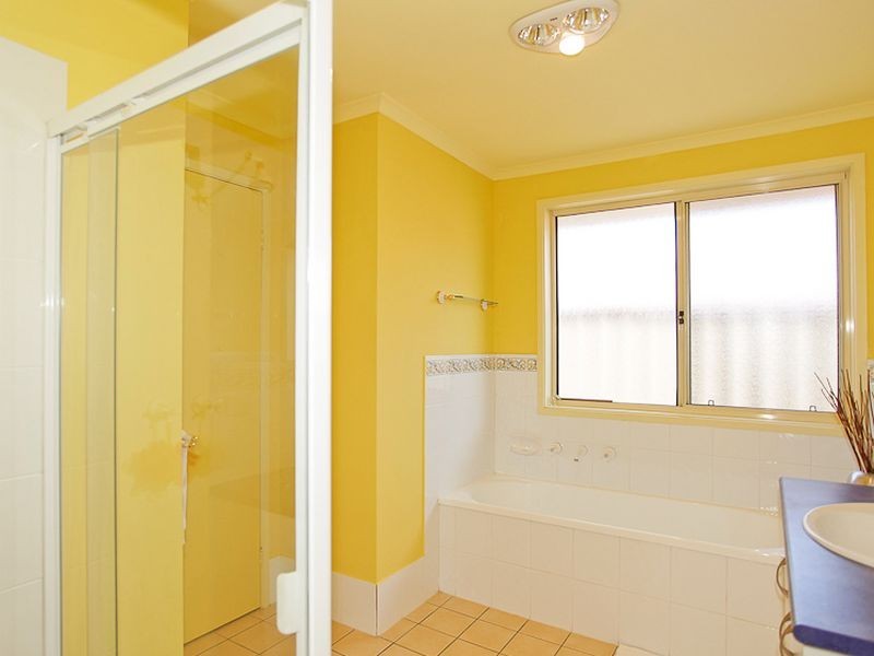 44 Tobin Crescent, Woodcroft SA 5162