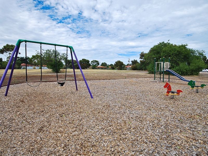 3 Olea Court, Morphett Vale SA 5162