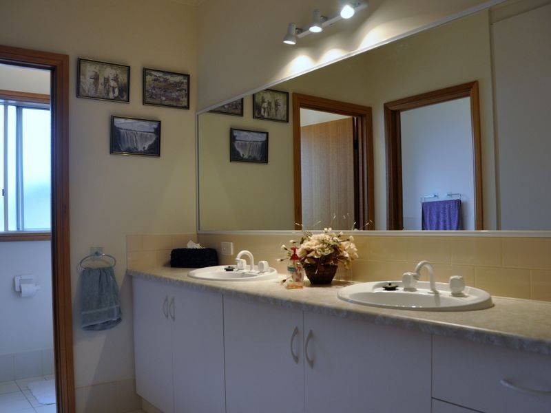 14B Chapman Ave, Mclaren Vale SA 5171