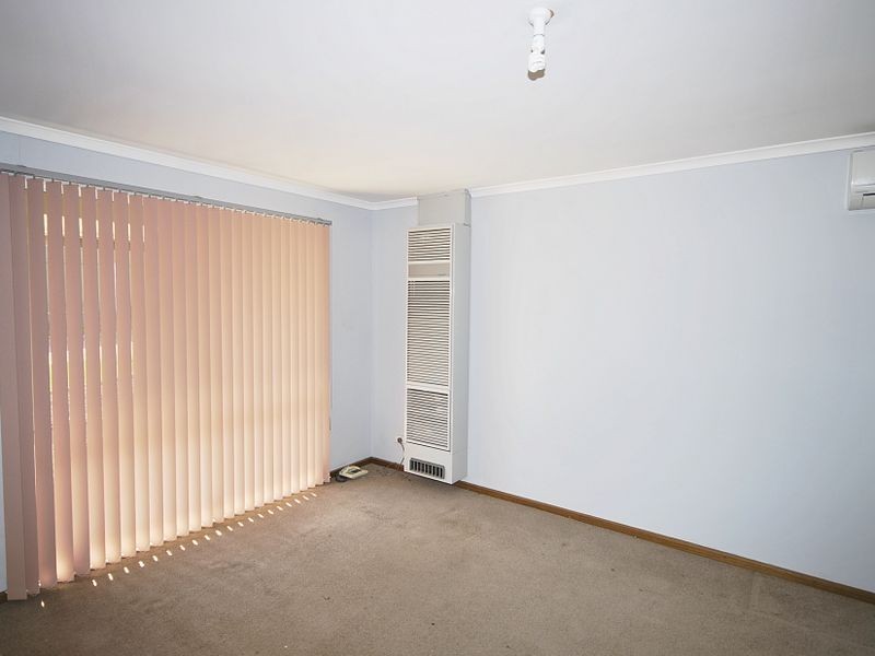 2/125-127 States Rd, Morphett Vale SA 5162