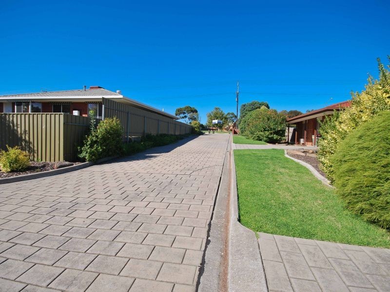 2/125-127 States Rd, Morphett Vale SA 5162