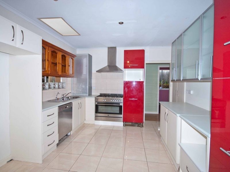7 Leitch Ave, Port Noarlunga SA 5167