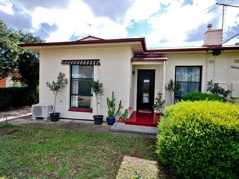 39 Alawoona Ave, Mitchell Park SA 5043