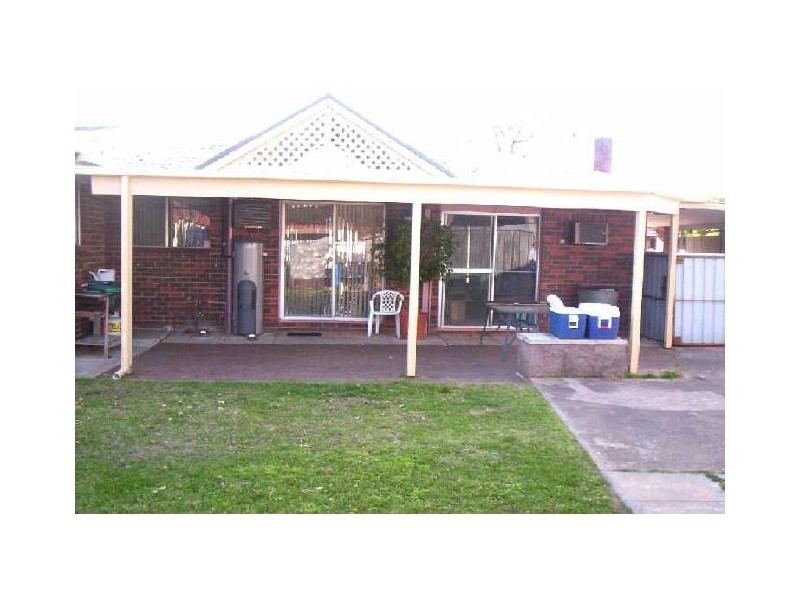 10 Jenner Street, Morphett Vale SA 5162