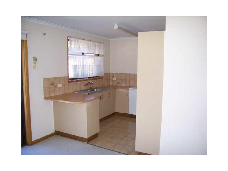 2 Olivier Court, Morphett Vale SA 5162