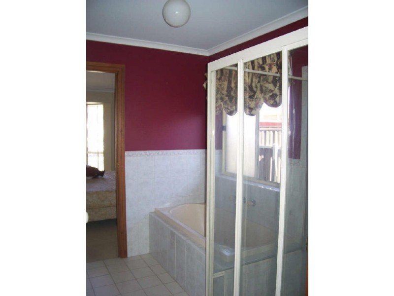 28 Talladira Way, Woodcroft SA 5162